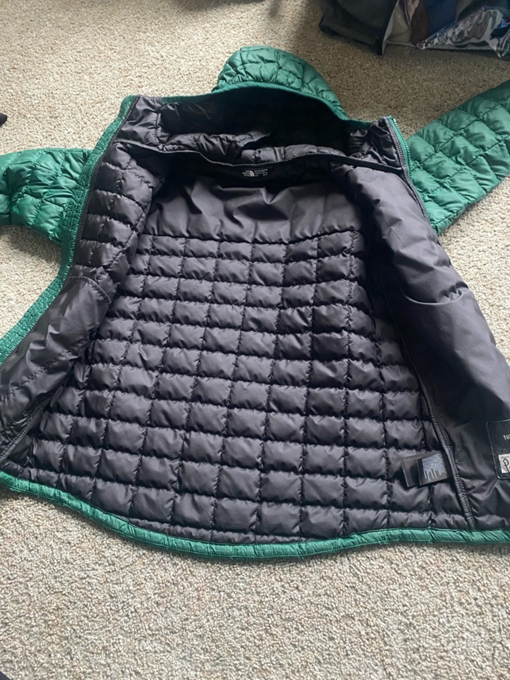 The North Face Green Hooded Packable Puffer with Black Youth Medium 10-12 - Picture 4 of 5